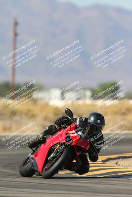 media/Oct-17-2024-Racers Edge (Thu) [[f51934c085]]/B Group/Session 4 (Turn 16)/